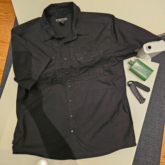 5.11 Tactical Stryke Black short sleeve shirt - Picture 1 of 8